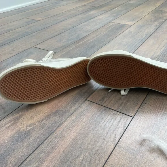 New high top Vans