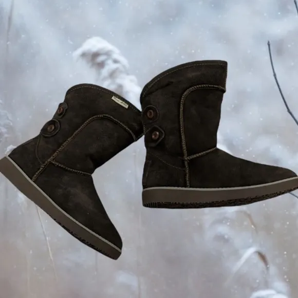 New in Box Aussie Merino Women’s Chocolate Phillips Boots Sz 6