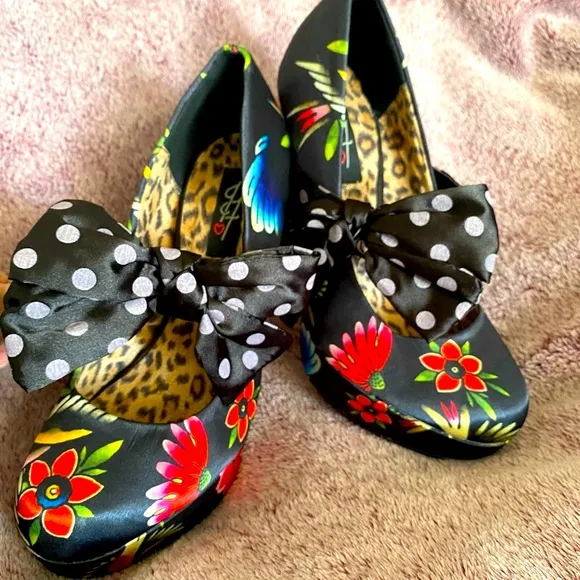 NEW IRONFIST 7” STILETTOS — Size 7
