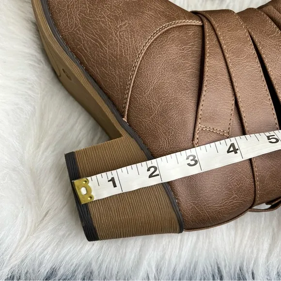 NEW Journee Collection Boots Women's Late Taupe Size 10