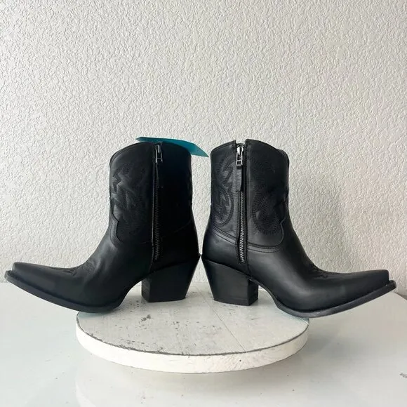 NEW Lane SMOKESHOW Womens Cowboy Bootie 9.5 Black Leather Western Cowgirl Boots