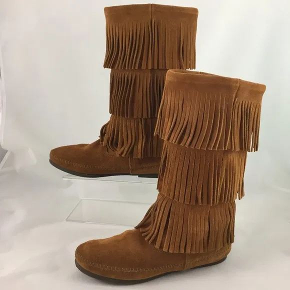 NEW Minnetonka 3-Layer Fringe Boots