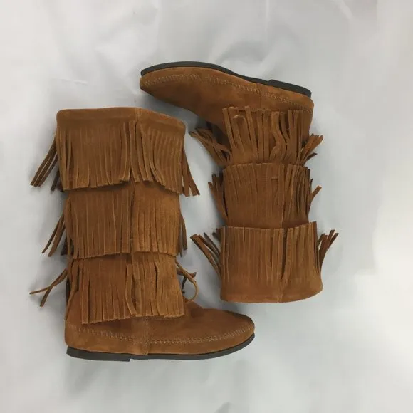 NEW Minnetonka 3-Layer Fringe Boots