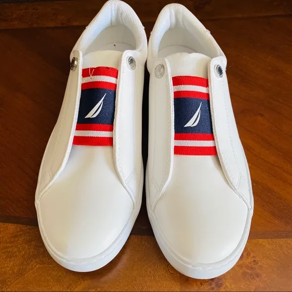 New Nautica EMBROIDERED LOGO Slip On Sneakers shoes