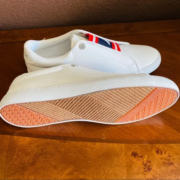 New Nautica EMBROIDERED LOGO Slip On Sneakers shoes