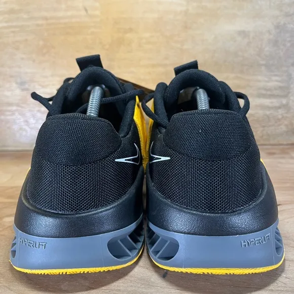 NEW Nike Metcon 9 TB Mens Sz 11 Training Shoes Sneakers Black Yellow FD5431-004