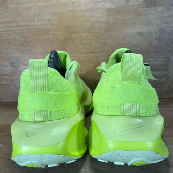 NEW Nike Reactx Infinity Run 4 Mens Size 10.5 Running Shoes Sneakers Barely Volt