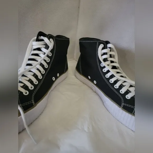 NEW - P.‎ F. FLYERS HIGH TOP BLACK SNEAKERS (sz 12)