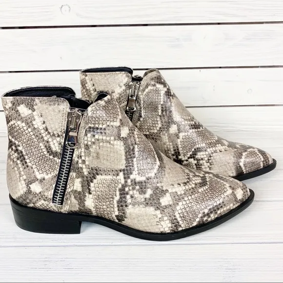 NEW Steven by Steve Madden Hickory Ankle Boots 8