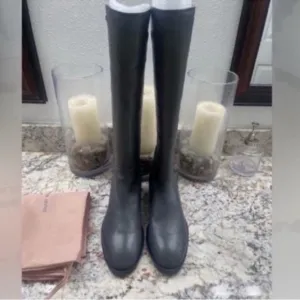 NEW STUART WEITZMAN BOOTS