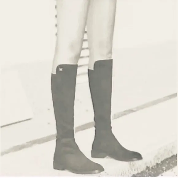 NEW STUART WEITZMAN BOOTS