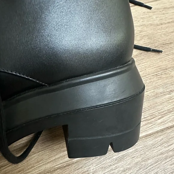 New Stuart Weitzman Nisha Combat Boots Shoes