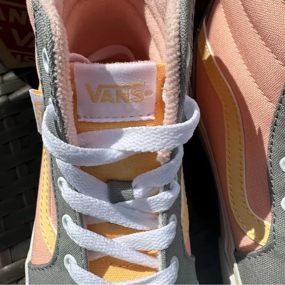 New Vans Filmore Platform High Top Sneakers, Size 1, Kids Youth, Tropical Peach
