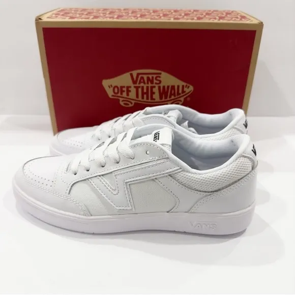 New Vans Leather Lowland CC Men’s Shoes in original box
