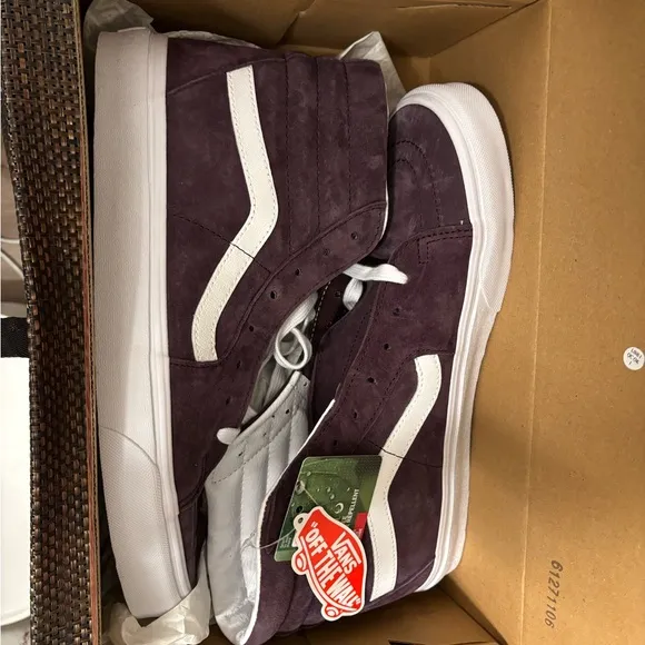 NEW Vans Men's Size 11 Sk8-Hi Suede Wine Tasting
