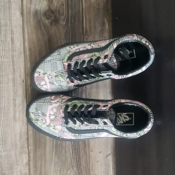 New Vans Old Skool Black Plaid Floral Platform Sneakers Whimsy Goth Festival