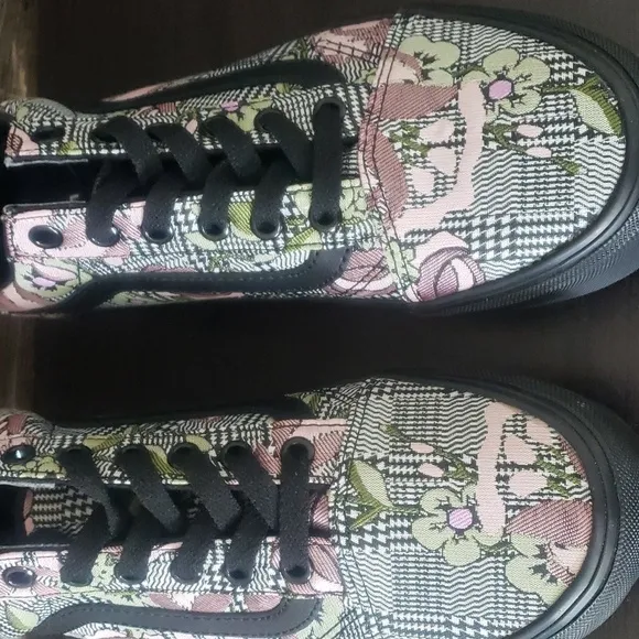 New Vans Old Skool Black Plaid Floral Platform Sneakers Whimsy Goth Festival