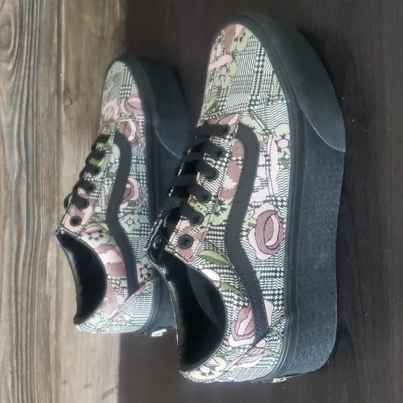 New Vans Old Skool Black Plaid Floral Platform Sneakers Whimsy Goth Festival