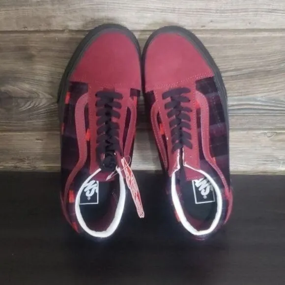 New Vans Old Skool Stacked Velvet Red Plaid Platform Sneakers