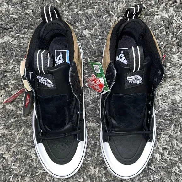 New VANS Sk8-Hi MTE 2.0 DX in Dirt / True White