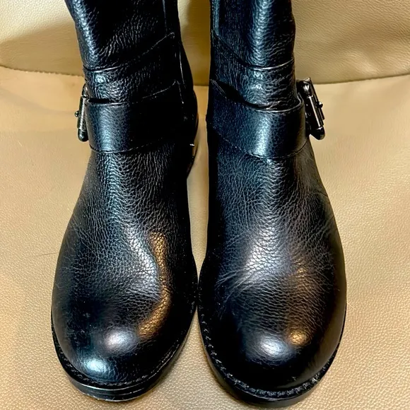 New Vince Camuto leather boots, Sz 6