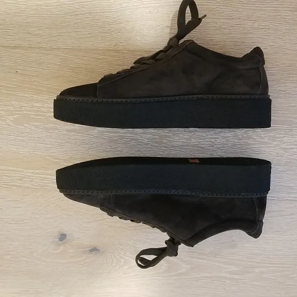 NEW Vince Camuto Neela Black on Black Suede Leather Sneakers