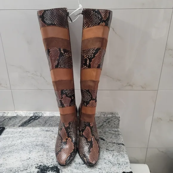 New VINCE CAMUTO Women's Saraalan Patchwork Boots Women's Shoes In Tostada