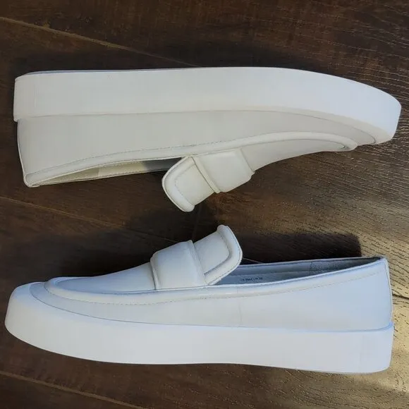 NEW Vince Ghita Slip On Loafer Sneakers Womens 9 Designer Chic Comfort Casual