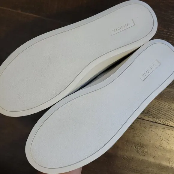 NEW Vince Ghita Slip On Loafer Sneakers Womens 9 Designer Chic Comfort Casual