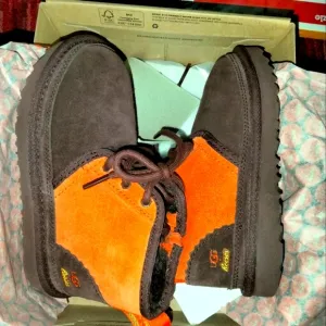 New with box UGG licensed Reese's Hershey's kid boots size 12 little kid Neumel