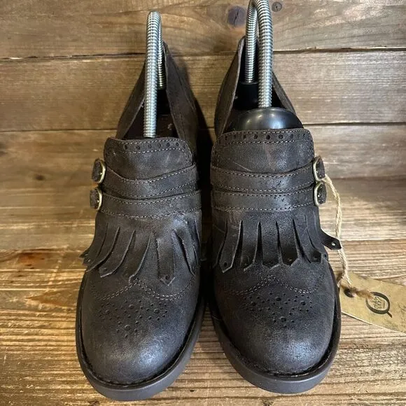 New Womens Born Hazel Distress Brown Leather Heeled Ankle Booties Shoes Size 8.5