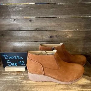 New Womens Dansko Charlene Brown Suede Ankle Wedge Booties Boots Size 42 11.5-12