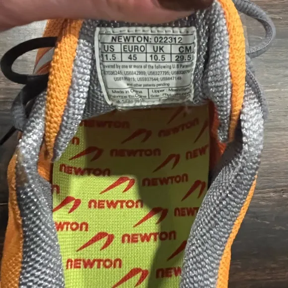 Newton Distance Elite Momentum Running Shoes - Style Code 022312 - Size 11.5