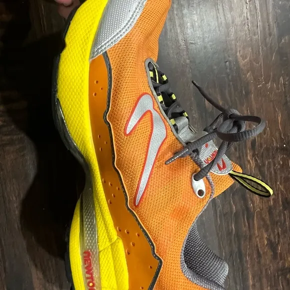 Newton Distance Elite Momentum Running Shoes - Style Code 022312 - Size 11.5