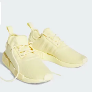 NIB ADIDAS NMD R1 W YELLOW