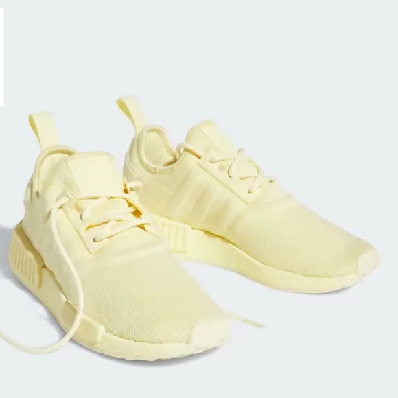 NIB ADIDAS NMD R1 W YELLOW