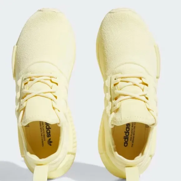 NIB ADIDAS NMD R1 W YELLOW
