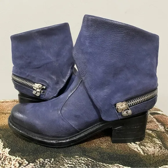 NIB AS98 Blue Ankle Boots Size 39