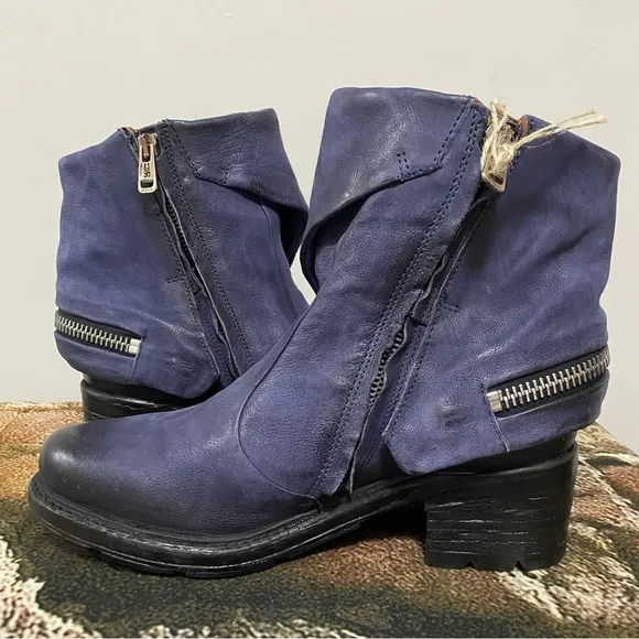 NIB AS98 Blue Ankle Boots Size 39