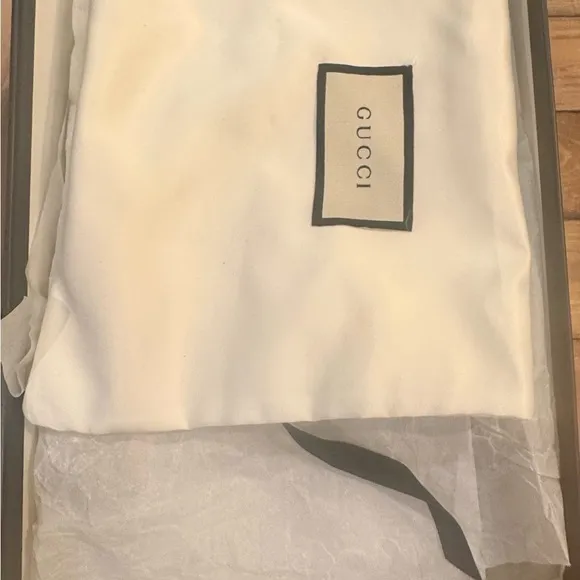 NiB Gucci Ace Sneaker in a Navy &amp; Red Velvet GG w/exaggerated R/B/R Web Detail