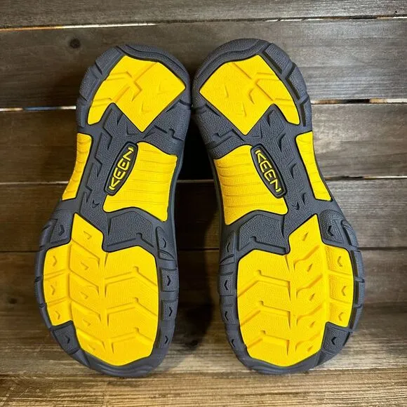 NIB New Big Kids‎ Keen Newport H2 Blue Strappy Outdoor Shoes Sandals Size 6 Y