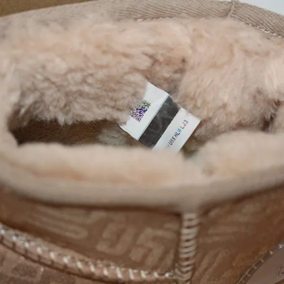 NIB‎ UGG ULTRA MINI MONOGRAM TAN WOMEN'S BOOTS