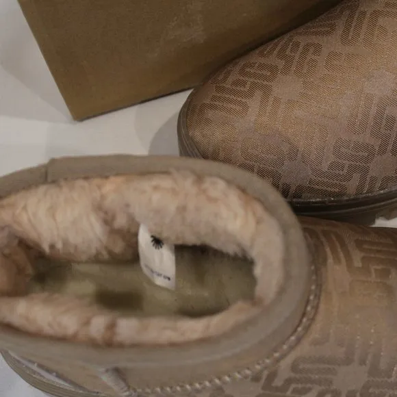 NIB‎ UGG ULTRA MINI MONOGRAM TAN WOMEN'S BOOTS