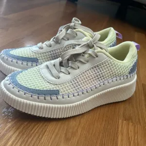 Nicole Miller Brita platform sneakers multi-colored Size 8.5