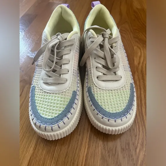 Nicole Miller Brita platform sneakers multi-colored Size 8.5