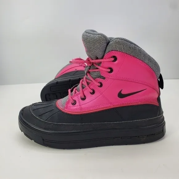 Nike ACG Boots Size 5 Youth Shoes 524876-600 Pink Black Gray Leather
