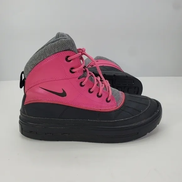 Nike ACG Boots Size 5 Youth Shoes 524876-600 Pink Black Gray Leather