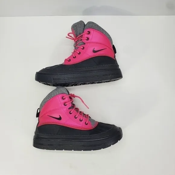 Nike ACG Boots Size 5 Youth Shoes 524876-600 Pink Black Gray Leather