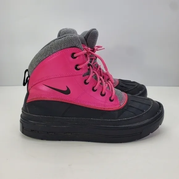 Nike ACG Boots Size 5 Youth Shoes 524876-600 Pink Black Gray Leather