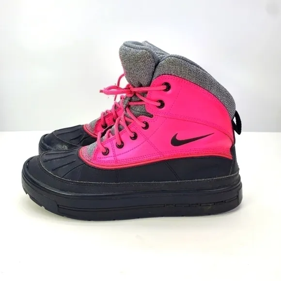 Nike ACG Boots Size 5 Youth Shoes 524876-600 Pink Black Gray Leather